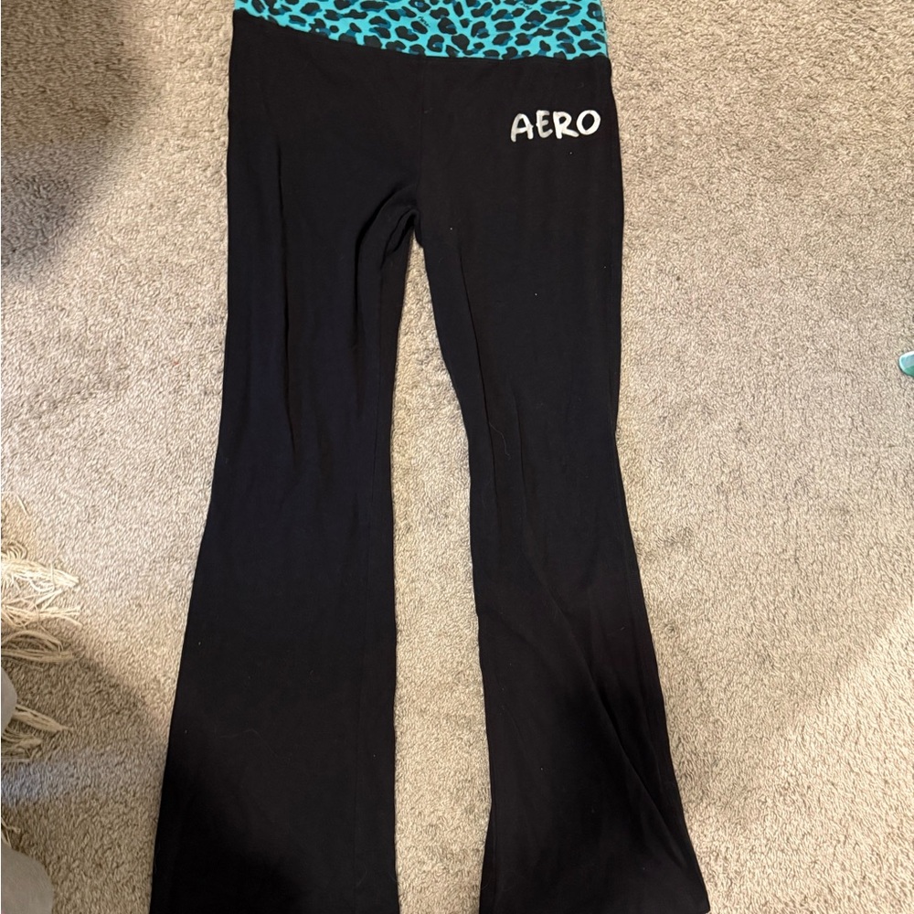 Y2K Aeropostale Black Leggings with Blue Leopard Print Waistband